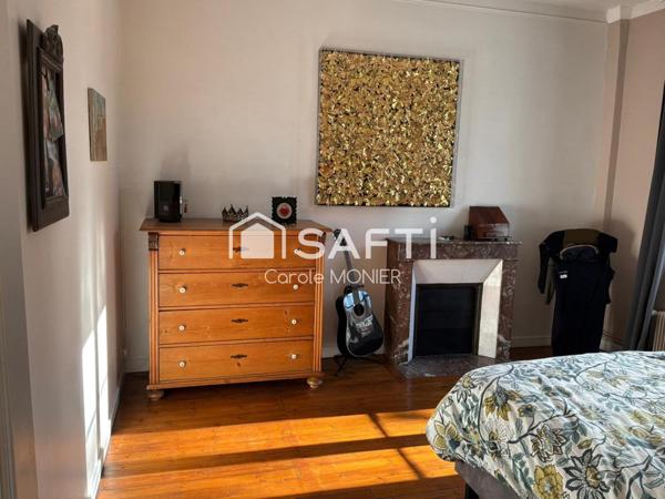 Superbe demeure dans le centre de Caen dans un secteur très recherché. Prestations haut de gamme