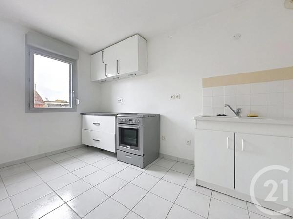 Appartement T3 à vendre  3 pièces - 65 m 2   TROYES  - 10