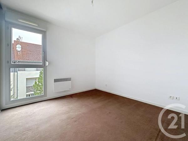 Appartement T3 à vendre  3 pièces - 65 m 2   TROYES  - 10