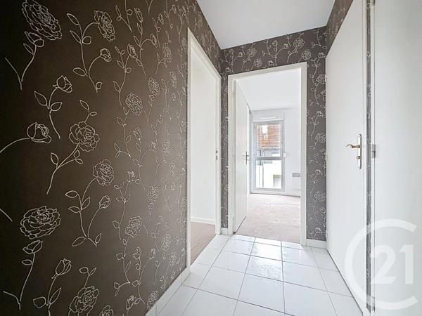 Appartement T3 à vendre  3 pièces - 65 m 2   TROYES  - 10