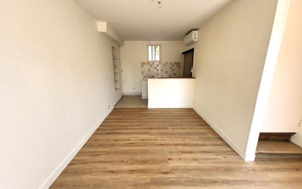 Maison à vendre    3 pièces • 48 m2 Villenoy