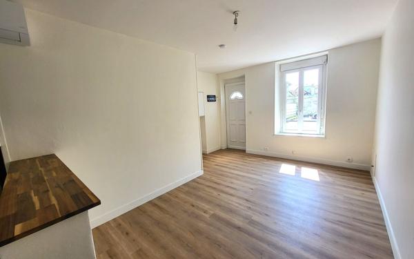 Maison à vendre    3 pièces • 48 m2 Villenoy