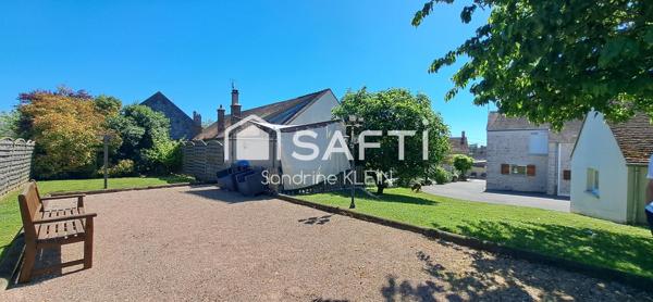 Maison en pierre rénovée avec dépendances, 5 pièces, terrain clos 1000m²