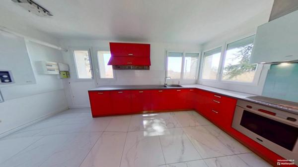 Fontaine-lès-Dijon Maison à vendre 7 pièces- 4 chambres 188m2 sur 800m2