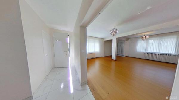 Fontaine-lès-Dijon Maison à vendre 7 pièces- 4 chambres 188m2 sur 800m2