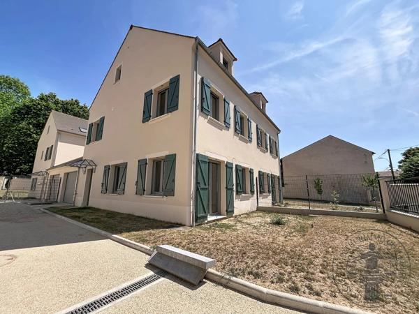 Vente                                                      Maison
                        
                     6 pièces                      106 m2                     à Dourdan