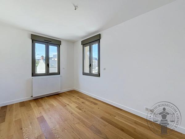 Vente                                                      Maison
                        
                     6 pièces                      106 m2                     à Dourdan