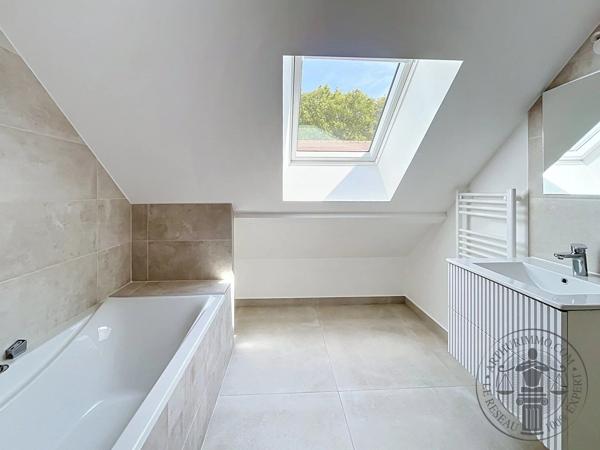 Vente                                                      Maison
                        
                     6 pièces                      106 m2                     à Dourdan