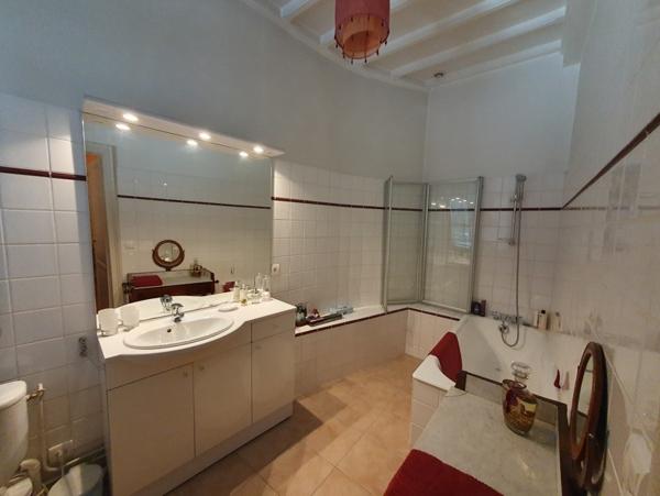 Maison à vendre |  Auch |  8 pièces | 220 m²