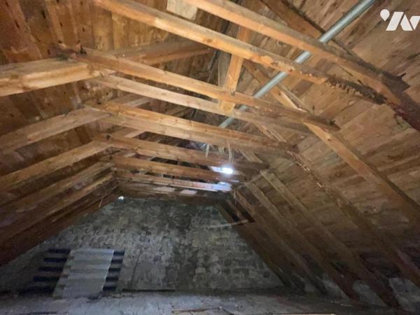 A VENDRE CORPS DE FERME A SERVERETTE