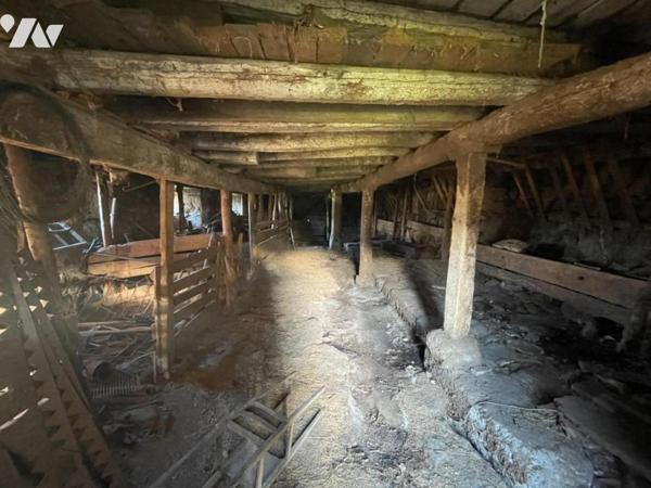 A VENDRE CORPS DE FERME A SERVERETTE