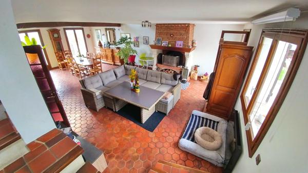 Argenteuil (95100) Rare sur les hauteurs d’Argenteuil – Maison de caractère avec vue panoramique sur Paris, grands volumes et for