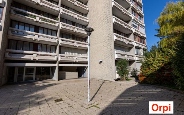 Appartement à vendre    3 pièces • 61,95 m2 Bagnolet