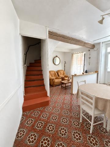 Maison de village 3 pièces à louer Mailhac - 11120 / Réf: 01-4737