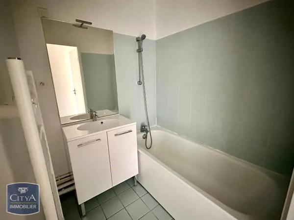 Appartement à louer 3 pièces 56.64m² Rouen (76000)