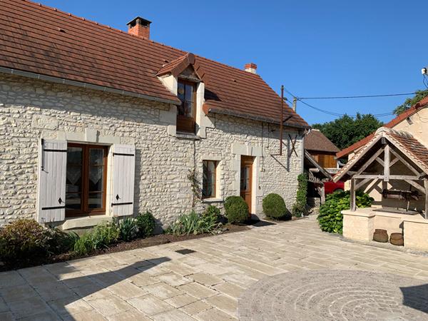 Maison La Roche Posay 5 pièce(s) [REF. 7008]