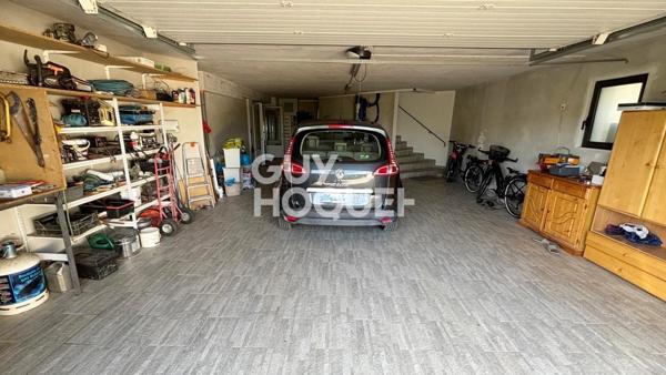 MAISON À VENDRE DE 7 PIÈCES DE 220,00 M²