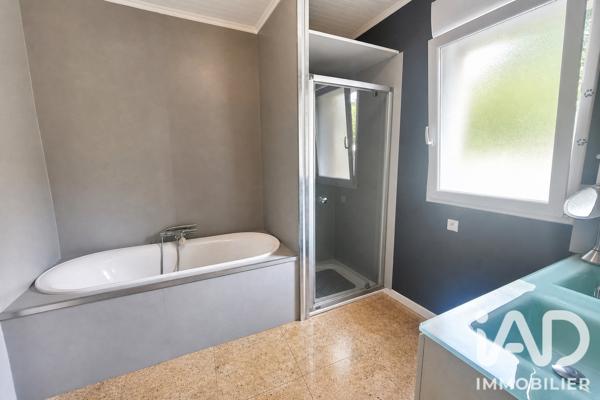 Maison à vendre 7 pièces 160 m² Ombrée d'Anjou