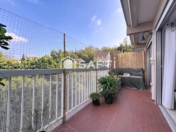 Grasse : Appartement 4 pièces en dernier étage.