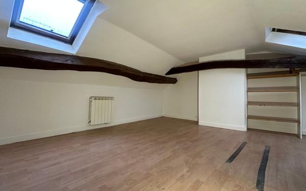 Maison à vendre    5 pièces • 120 m2 Corbeil-Essonnes