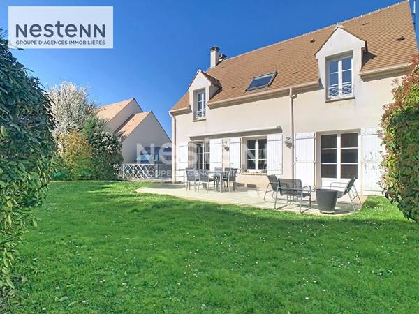 Maison individuelle 130 m² , terrain 551 m², sous-sol total