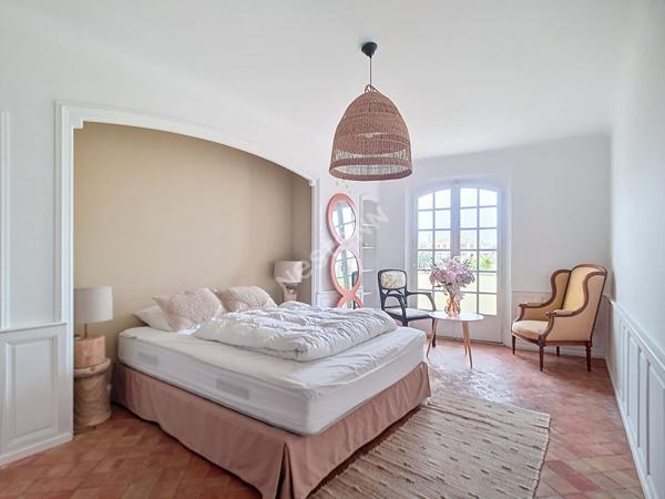Maison Martigues Prestations luxueuses avec piscine