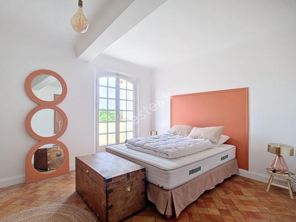 Maison Martigues Prestations luxueuses avec piscine