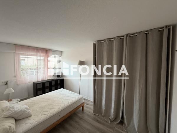 Location Appartement meublé 3 pièces 76 m² - 184 RUE EMILE COMBES Bordeaux 33000