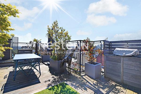 Dernier étage avec Terrasse rooftop de 35 m2 et vue dégagée, Paris 16e - Proche Auteuil - Climatisation Appartement en parfait état - 2/3 chambres