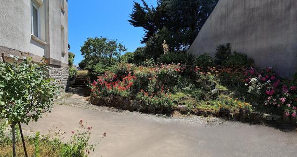 Maison à SAINT-MELOIR-DES-ONDES, 35350 - 8 pièces 163m²