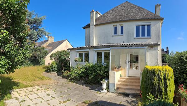 Maison à SAINT-MELOIR-DES-ONDES, 35350 - 8 pièces 163m²