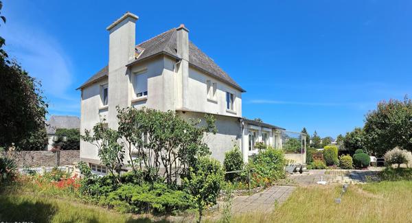 Maison à SAINT-MELOIR-DES-ONDES, 35350 - 8 pièces 163m²