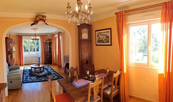 Maison à SAINT-MELOIR-DES-ONDES, 35350 - 8 pièces 163m²