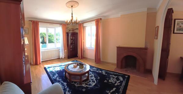 Maison à SAINT-MELOIR-DES-ONDES, 35350 - 8 pièces 163m²