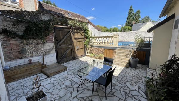 Maison 10 pièces 161.18 m2