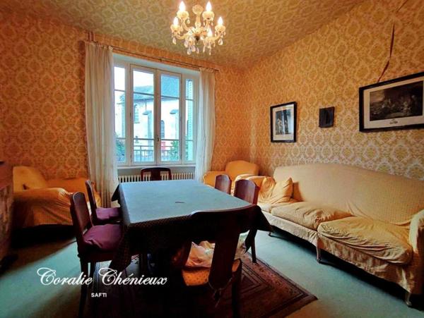 Grande maison à rénover