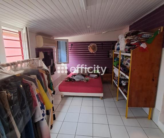 Maison 7 pièces - 141 m²