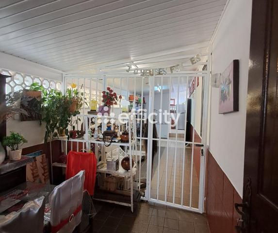 Maison 7 pièces - 141 m²