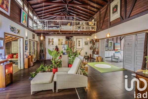 Maison à vendre 5 pièces 272 m² Le Lamentin