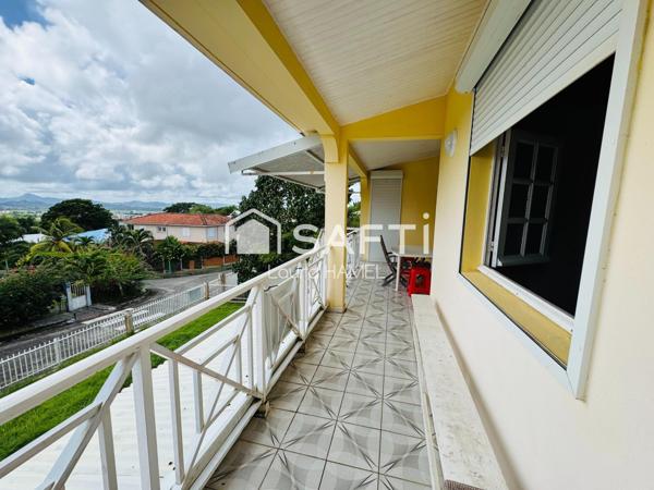 Maison comprenant 2 T4 sur terrain de 585m2