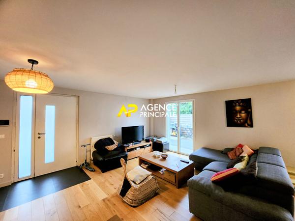 A ARGENTEUIL, Marché des Côteaux, Maison 6 pièces, 4 chambres, 2 bureaux de 135m² . €449 900 ** - Référence 4369