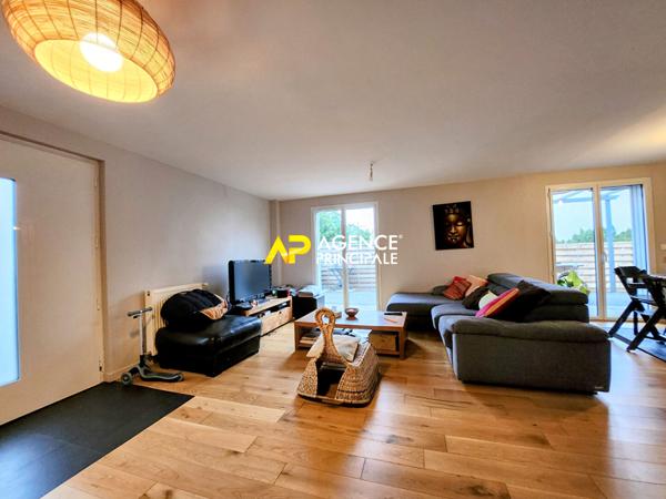A ARGENTEUIL, Marché des Côteaux, Maison 6 pièces, 4 chambres, 2 bureaux de 135m² . €449 900 ** - Référence 4369