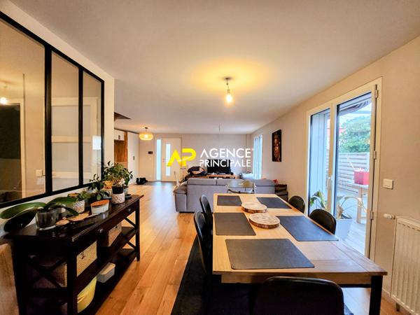 A ARGENTEUIL, Marché des Côteaux, Maison 6 pièces, 4 chambres, 2 bureaux de 135m² . €449 900 ** - Référence 4369