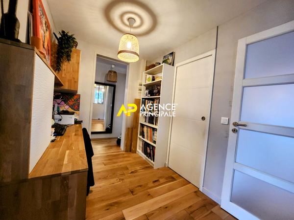 A ARGENTEUIL, Marché des Côteaux, Maison 6 pièces, 4 chambres, 2 bureaux de 135m² . €449 900 ** - Référence 4369