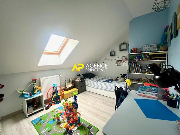 A ARGENTEUIL, Marché des Côteaux, Maison 6 pièces, 4 chambres, 2 bureaux de 135m² . €449 900 ** - Référence 4369