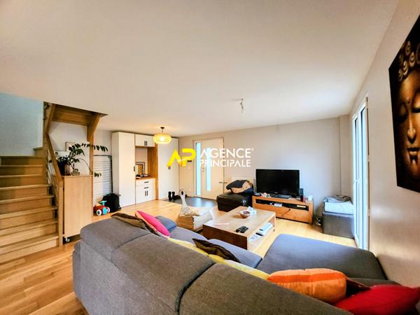 A ARGENTEUIL, Marché des Côteaux, Maison 6 pièces, 4 chambres, 2 bureaux de 135m² . €449 900 ** - Référence 4369