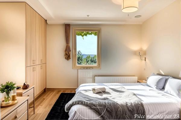 AU CŒUR DE LA CAMPAGNE DU LUBERON – PROPRIETE DE 208 M2 AVEC PISCINE SUR 5600 M2 DE TERRAIN