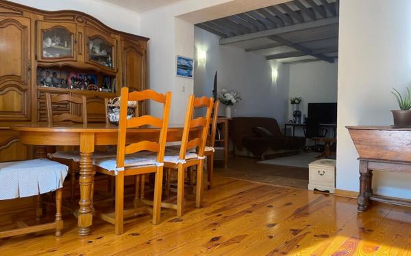 Maison à vendre    6 pièces •  Donzère