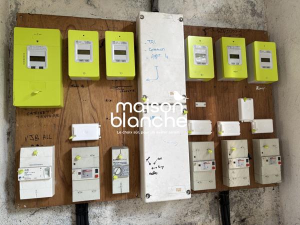 IMMEUBLE QUATRE LOGEMENTS