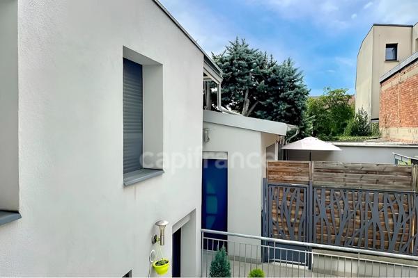 Appartement à louer 2 pièces en excellent état LES RIGOLLOTS - FONTENAY SOUS BOIS (94) - Bail meublé